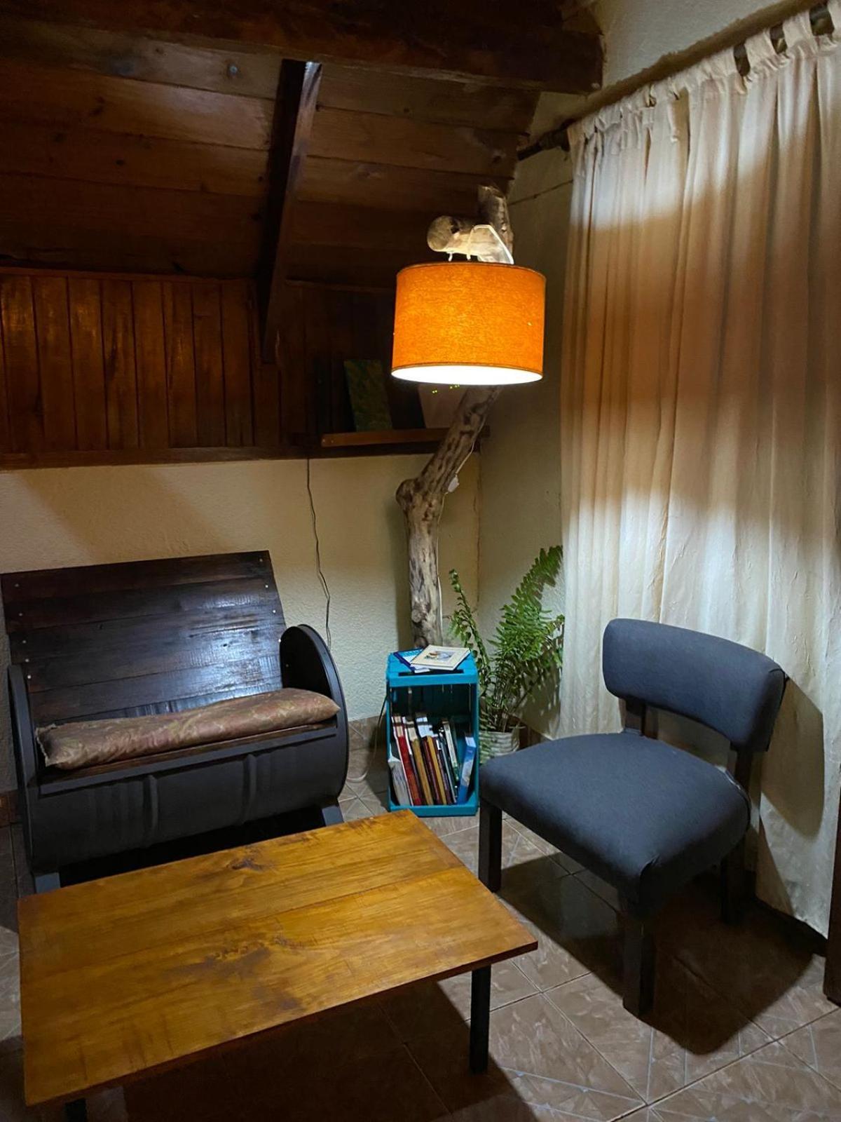 Bungalow Hostel Iguazu Пуерто Игуасу Екстериор снимка